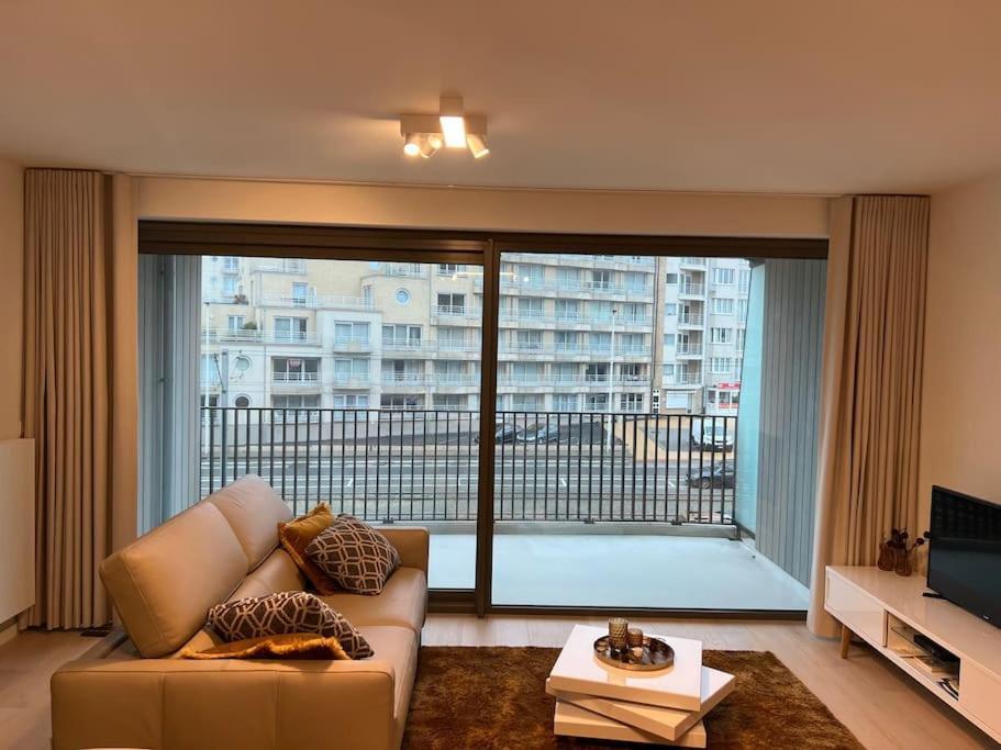 Luxueus 4p Zeezicht & Parking Apartmán *