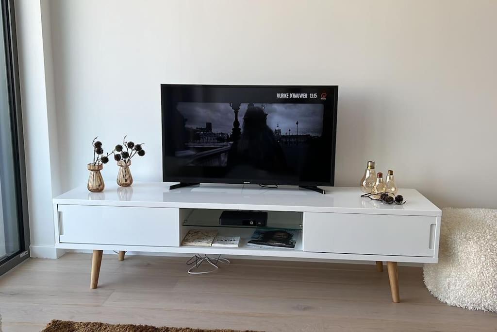 Luxueus 4p Zeezicht & Parking Apartmán