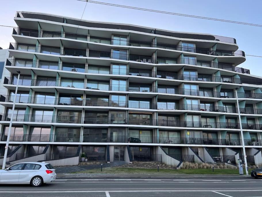 Apartmán Luxueus 4p Zeezicht & Parking *